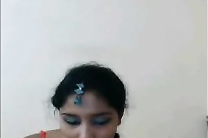 Cute and all natural exotic amateur livecam girlie flashed her booty