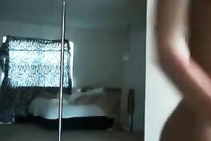 Jaw dropping dark brown babe plays with her agreeable love tunnel