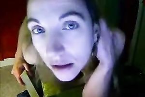 Awesome web camera show with my ex sexfriend toying her pussy