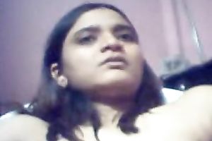 Amateur Indian juvenile chick flashes her large milk shakes on web camera