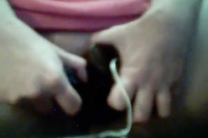 Pallid anon whore used a sex-toy to please her hungry wet crack on cam