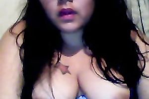 Big tit Latina hawt chick rubs and fingers her fanny