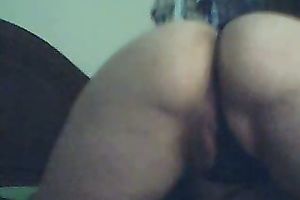 Bootylitious Russian girlfriend pets her snatch with cucumber