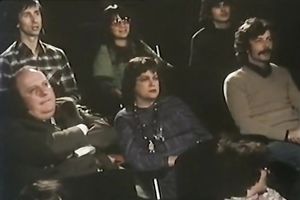 Redhead pale skin bimbo blowing weenie in front of the public