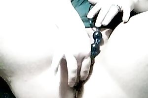 Chubby amateur white wench masturbating on livecam with toys