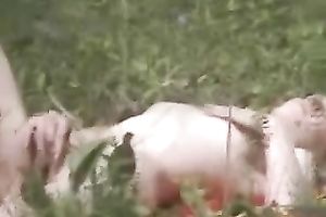 This barefaced babe just can't live without masturbating outdoors