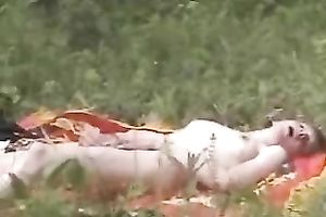 This barefaced babe just can't live without masturbating outdoors