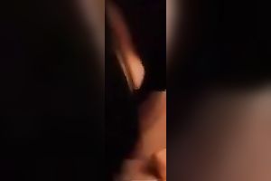 My bedmate shows her natural billibongs to me and gives me a hand