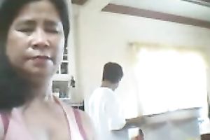 Random slutty Filipino white lady wanted to flash her big pointer sisters