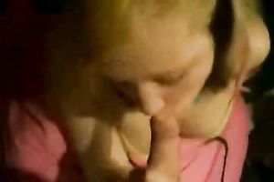 Awesome all natural golden-haired haired amateur girlfriend gave me a great oral-stimulation