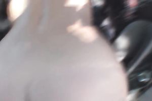 Dirty brunette dilettante girlfriend in the car engulfing weenie