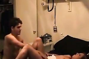 Amateur German cheating wife gives great oral-stimulation after party