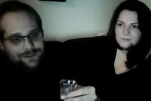 My chunky brunette husband pleases me with a ardent oral-sex