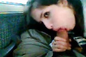 Petite Latina street hoe joyfully blows me in car