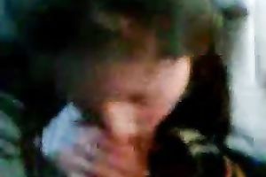 Petite Latina street hoe joyfully blows me in car