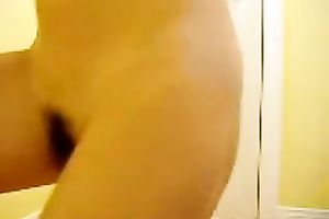 No fellow ever said no when I offered to show my gazoo