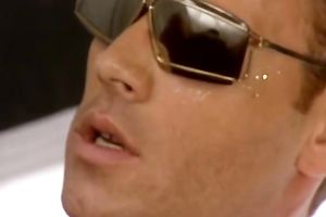 Hot like fire dark brown takes a large wang and receives a load of cum on her face