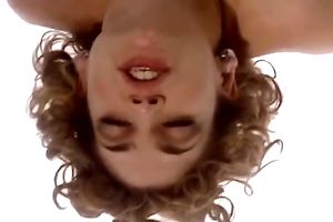 Hot like fire dark brown takes a large wang and receives a load of cum on her face