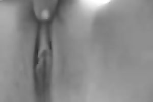 Nice wet crack fingerfuck workout performed by anon livecam model