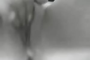 Nice wet crack fingerfuck workout performed by anon livecam model