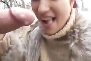 Raven haired casual hottie had no thing against engulfing my cock outdoors