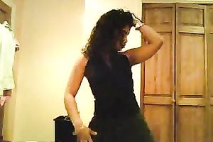 Juicy butt shaking performance by my lewd dark brown GF