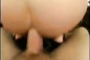 Luscious girlfriend takes my biggest shlong up her constricted asshole on top