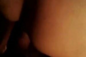 My barefaced girlfriend can't live without showing off her butt