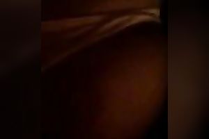 My barefaced girlfriend can't live without showing off her butt