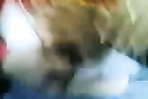 Fat Iraqui prostitute flashes her large pointer sisters in the car for free