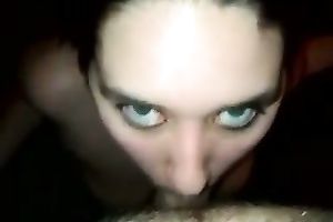 Playful floozy with hot body pleases me with truly admirable oral pleasure