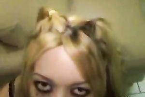Gothic doxy gives her horny paramour an astonishing oral