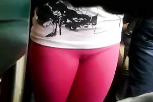 This flirty playgirl looks simply breathtaking in her constricted leggings