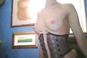 Pale skin anorexic livecam bitch dances showing off her mangos