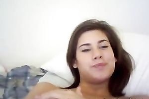 Thick short haired webcam slut plays with red sextoy for me