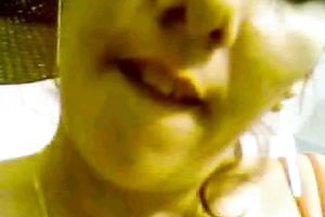 Curvy Russian webcam chick masturbates her cum-hole for me