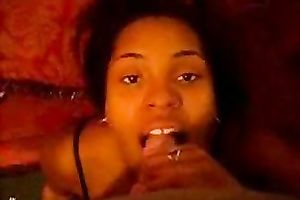 Bootylicious ebon cutie will blow wang on web camera for sure