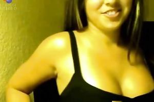 My bonny and curvy teeny girlfriend masturbates for me on livecam