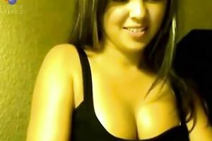 My bonny and curvy teeny girlfriend masturbates for me on livecam