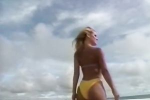 Nice a-hole of this white whore got team-fucked truly hard by her ally