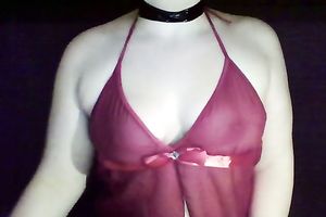 This web camera doxy likes servitude and that babe knows how to tie a facile shinju