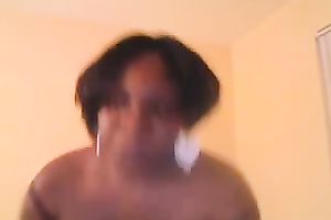 Curvaceous ebon doxy shows me her large love muffins on cam