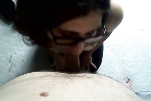 Damn hawt dark brown nerdy GF of mine knows how to engulf my weenie