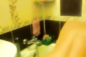 Pounding my blond wife's cum-hole from behind in the bath