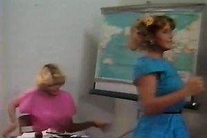 Sweaty moustached guy acquires excellent blowhob in sauna