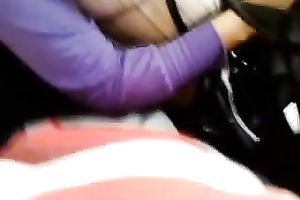 This sweetheart has no idea how gracious her large mambos are