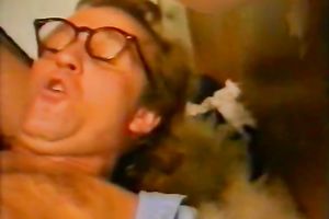 Slutty golden-haired playgirl working her pusy hard to ride that big wang