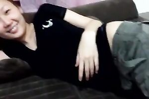 Cute dilettante Asian GF of my buddy flashed her worthy flat stomach