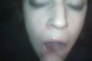 Sizzling hawt white bitch takes biggest load on her snappy tongue
