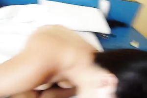 Juggy non-professional dark brown can't live without engulfing her boyfriend's ramrod